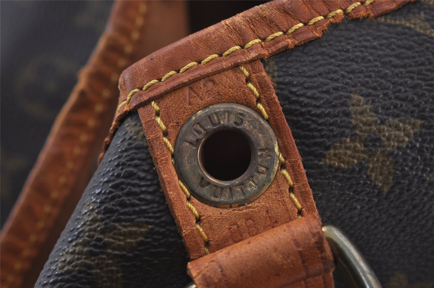 Authentic Louis Vuitton Monogram Noe Shoulder Drawstring Bag M42224 LV 7335J