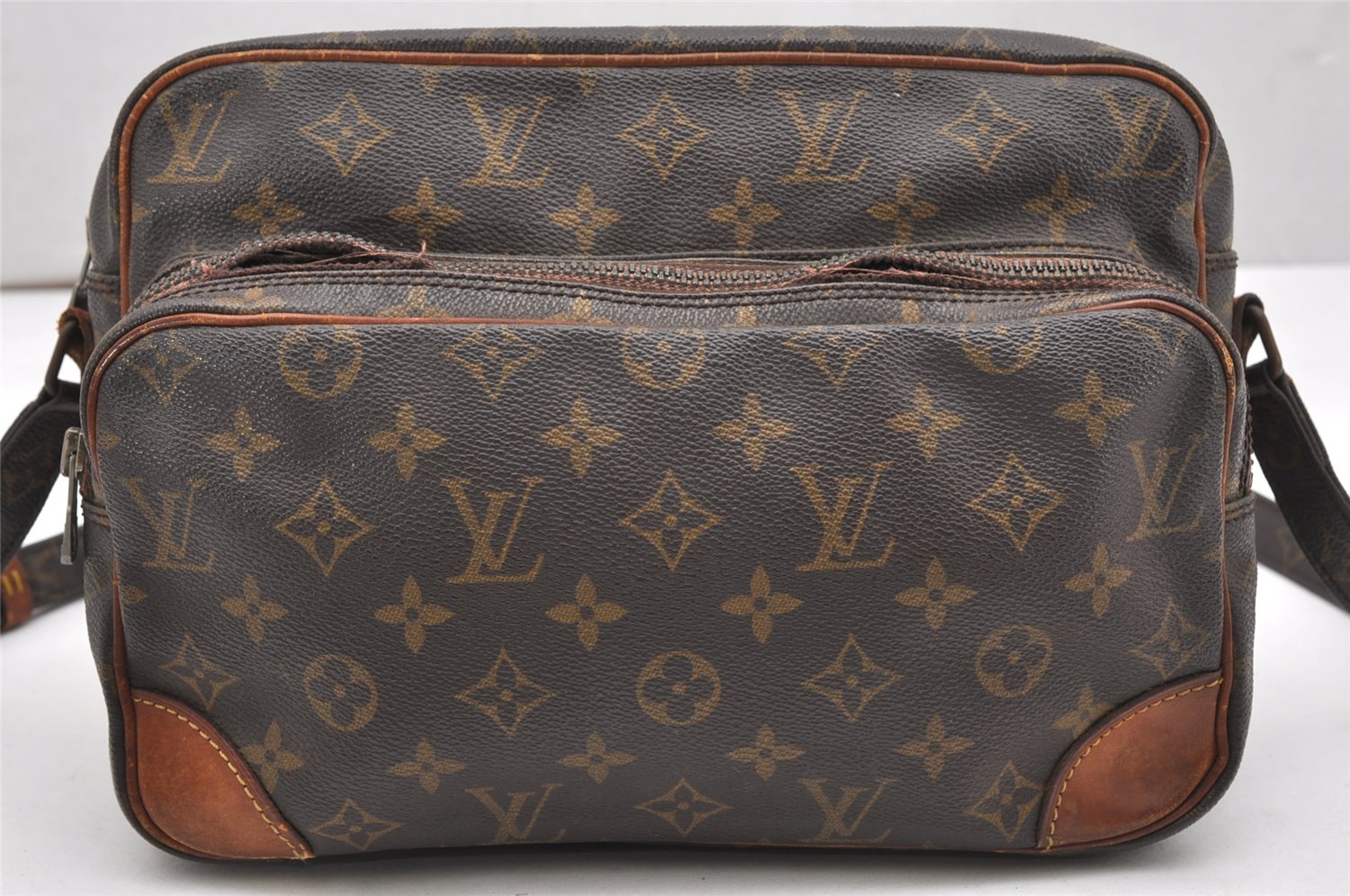 Authentic Louis Vuitton Monogram Nile Shoulder Cross Body Bag M45244 LV 7335K