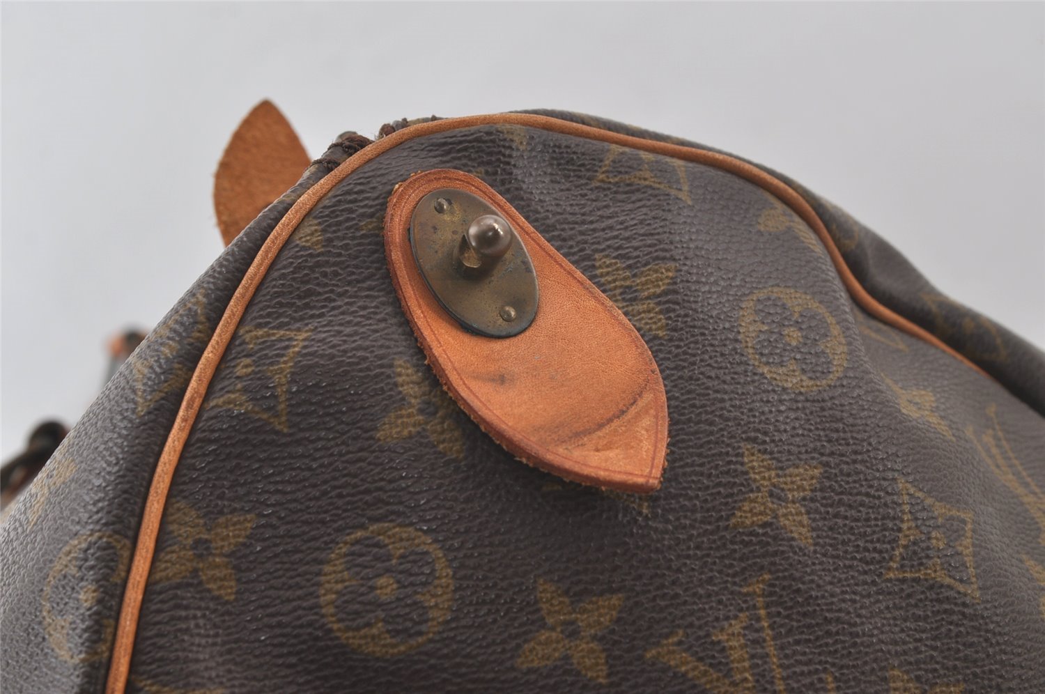 Authentic Louis Vuitton Monogram Keepall 55 Travel Boston Bag Old Model LV 7339K