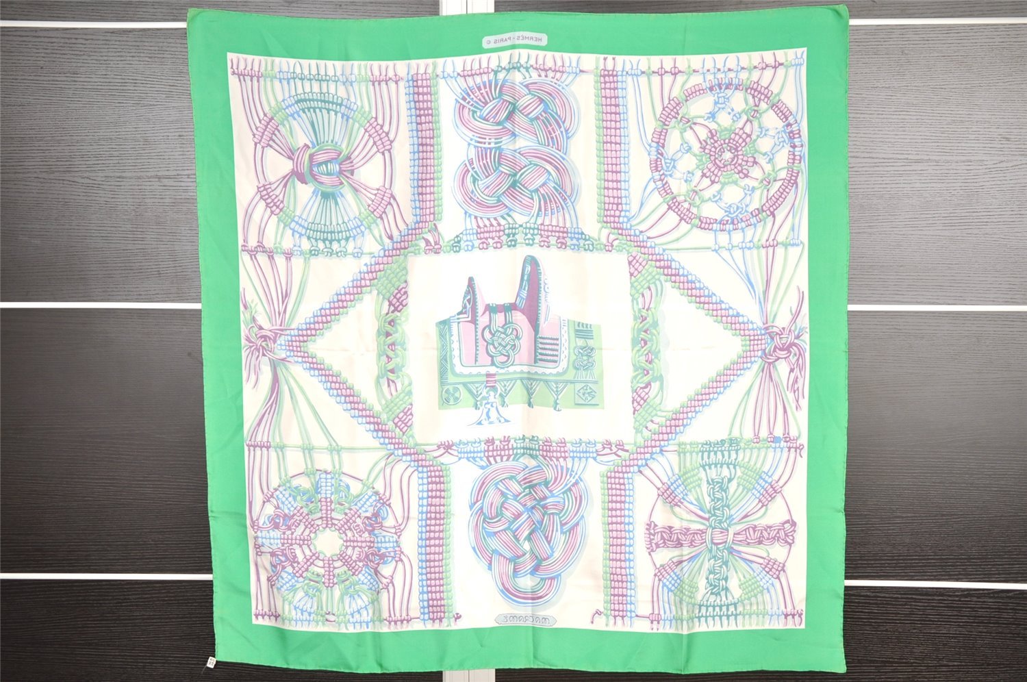 Authentic HERMES Carre 90 Scarf 