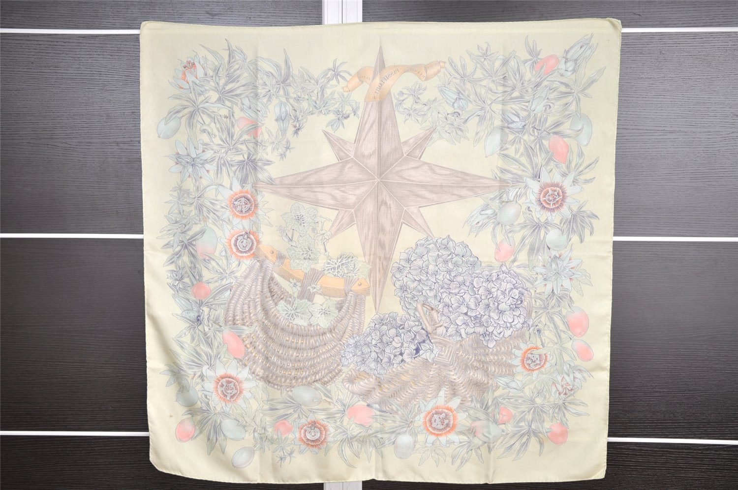 Authentic HERMES Carre 90 Scarf 