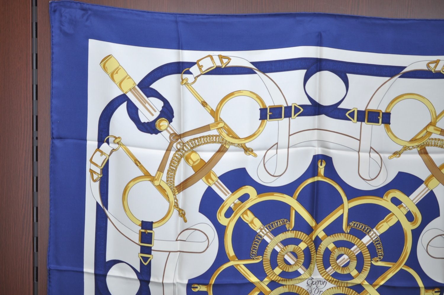 Authentic HERMES Carre 90 Scarf 