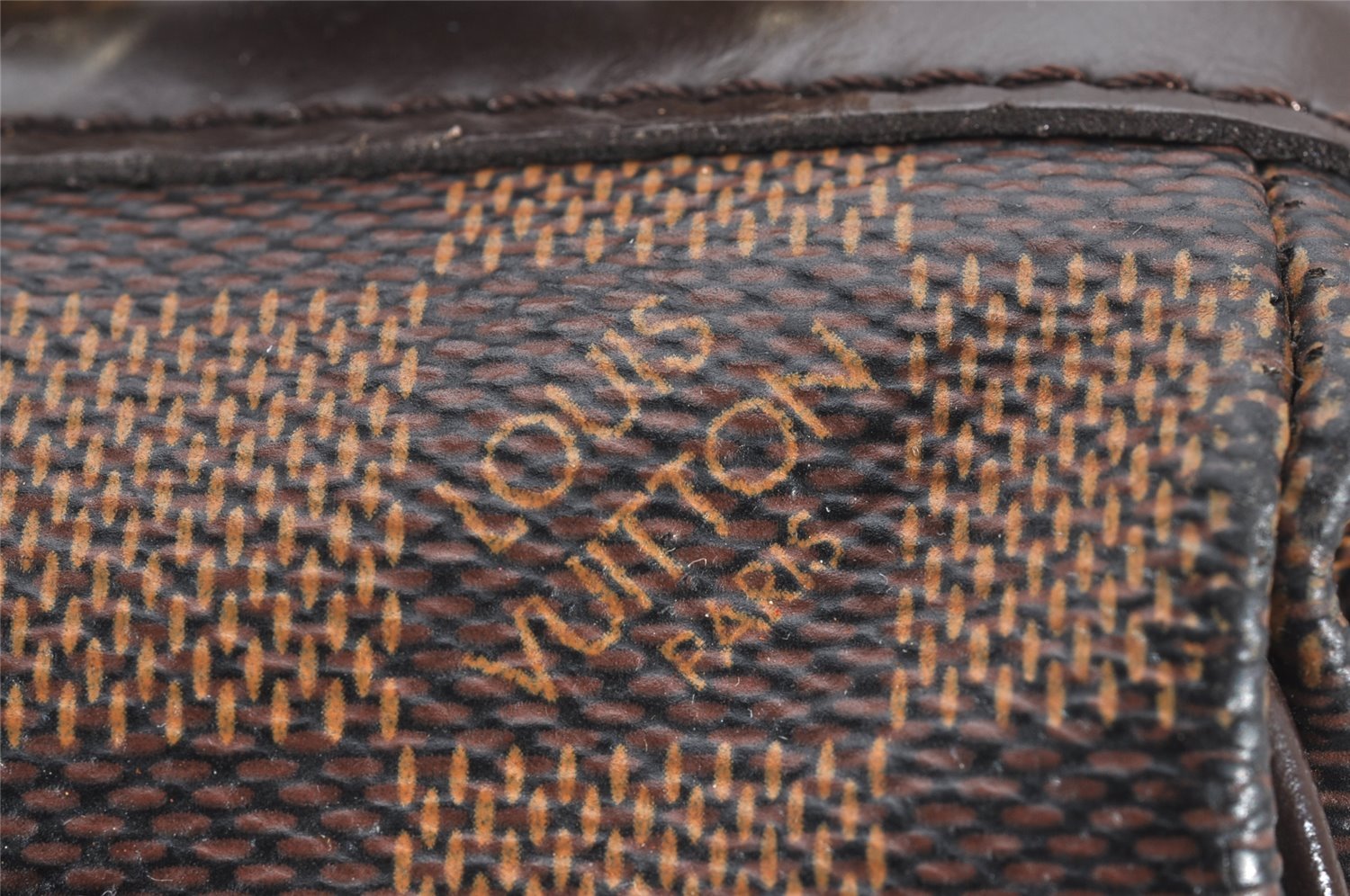 Authentic Louis Vuitton Damier Knightbridge Shoulder Hand Bag N51201 LV 7350I