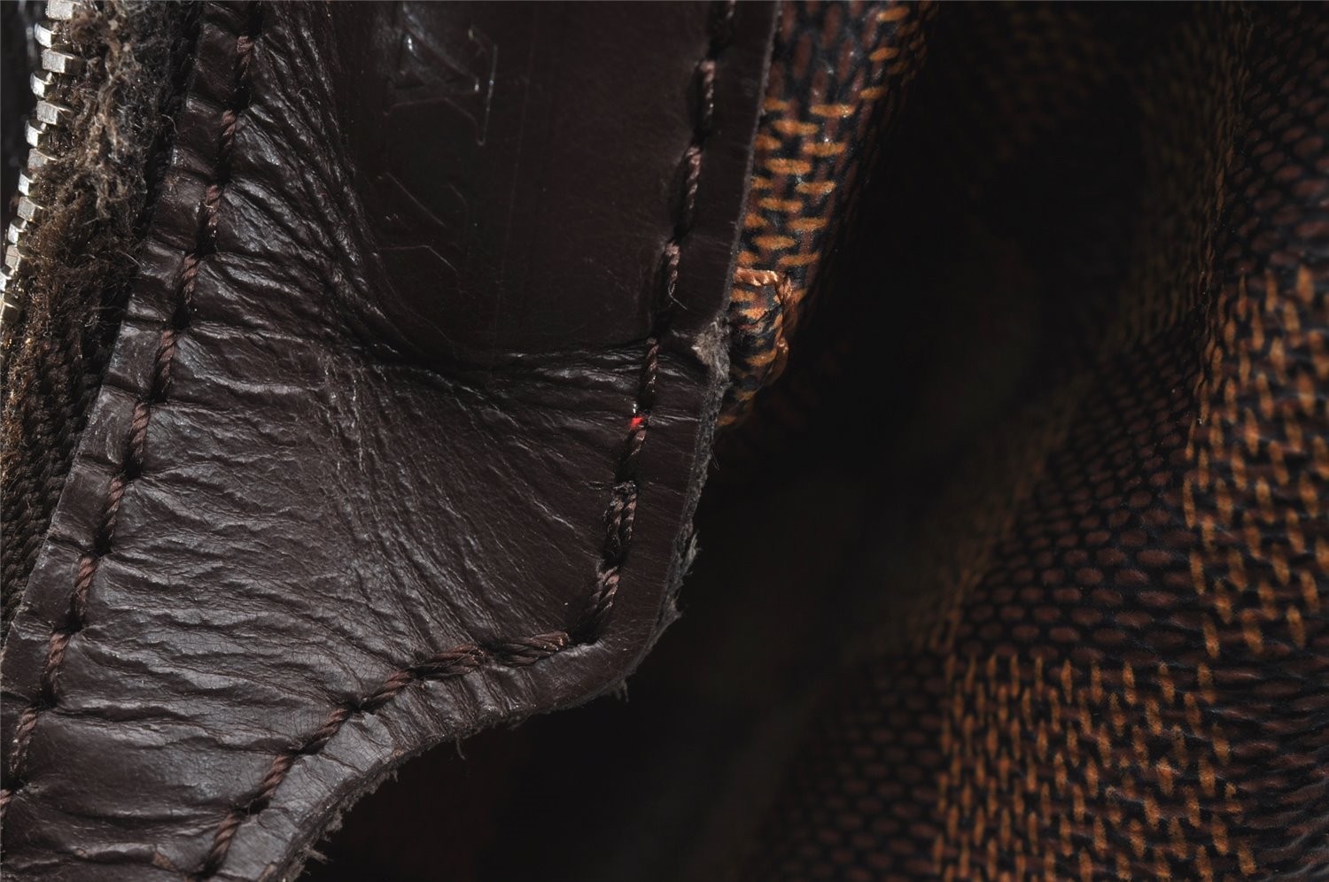 Authentic Louis Vuitton Damier Knightbridge Shoulder Hand Bag N51201 LV 7350I