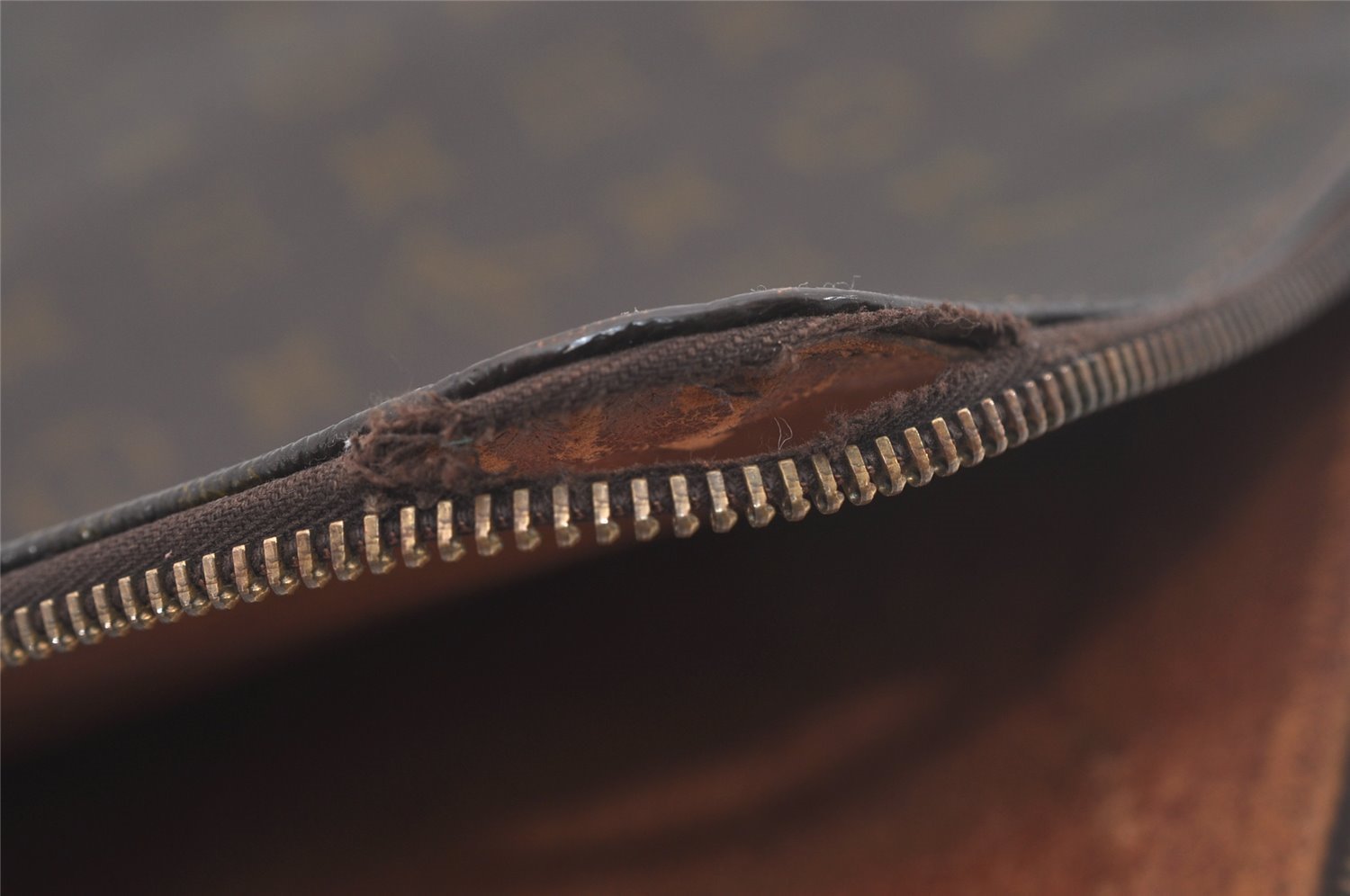 Authentic Louis Vuitton Monogram Poche Documents Document Case Old Model 7351I