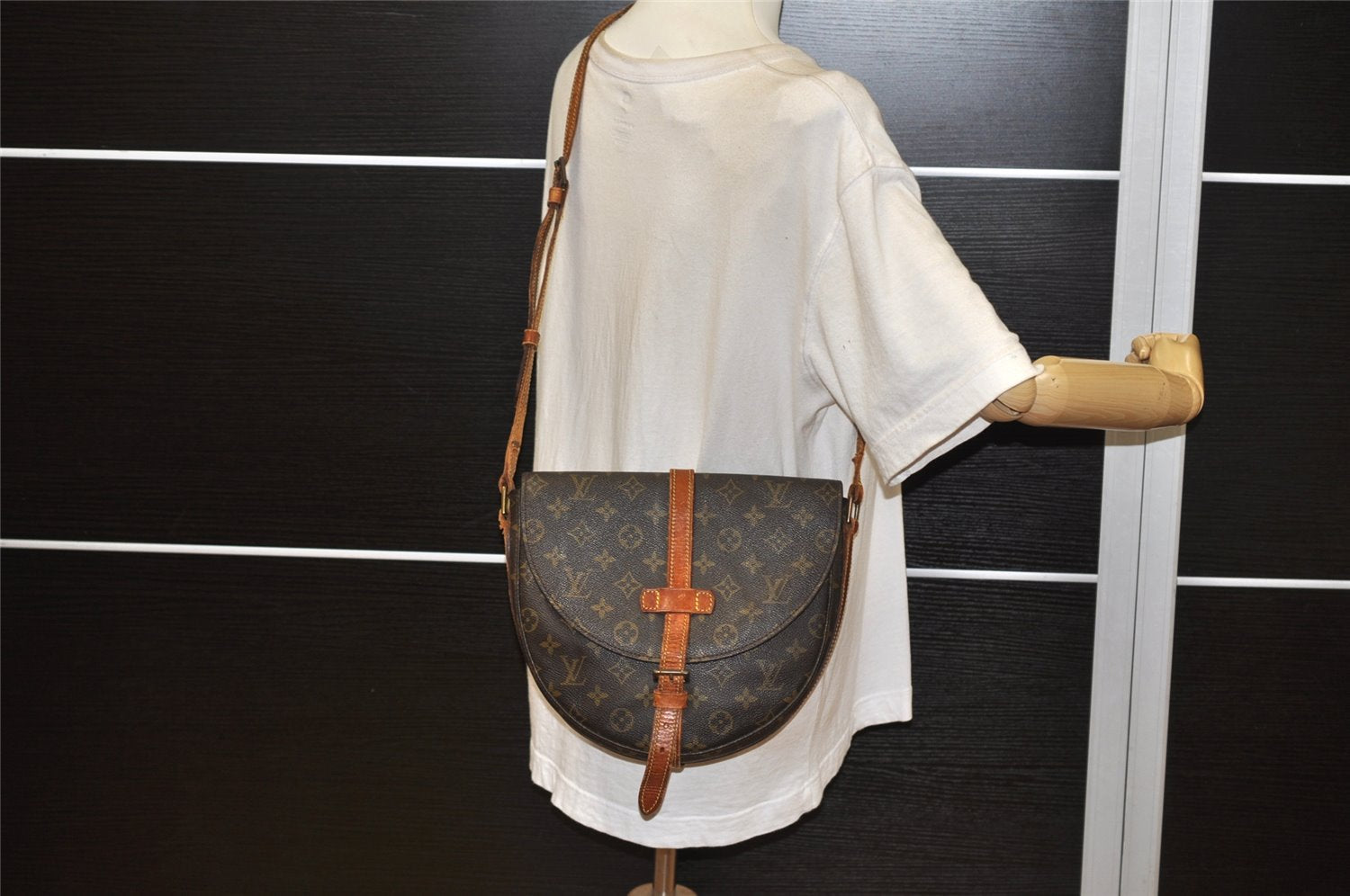 Authentic Louis Vuitton Monogram Chantilly GM Shoulder Bag M51232 LV Junk 7367K