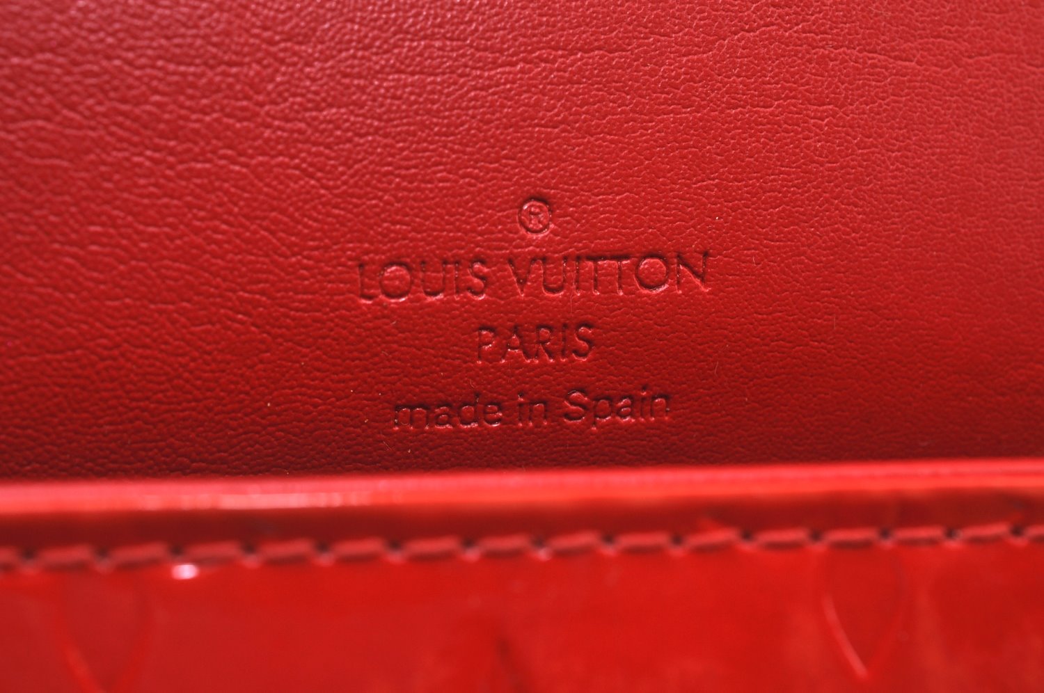 Authentic Louis Vuitton Vernis Thompson Street Shoulder Bag Red M91094 LV 7372I