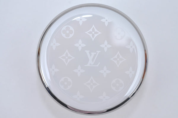 Authentic Louis Vuitton Horizon Earphones White QAB120 LV Box 7377I