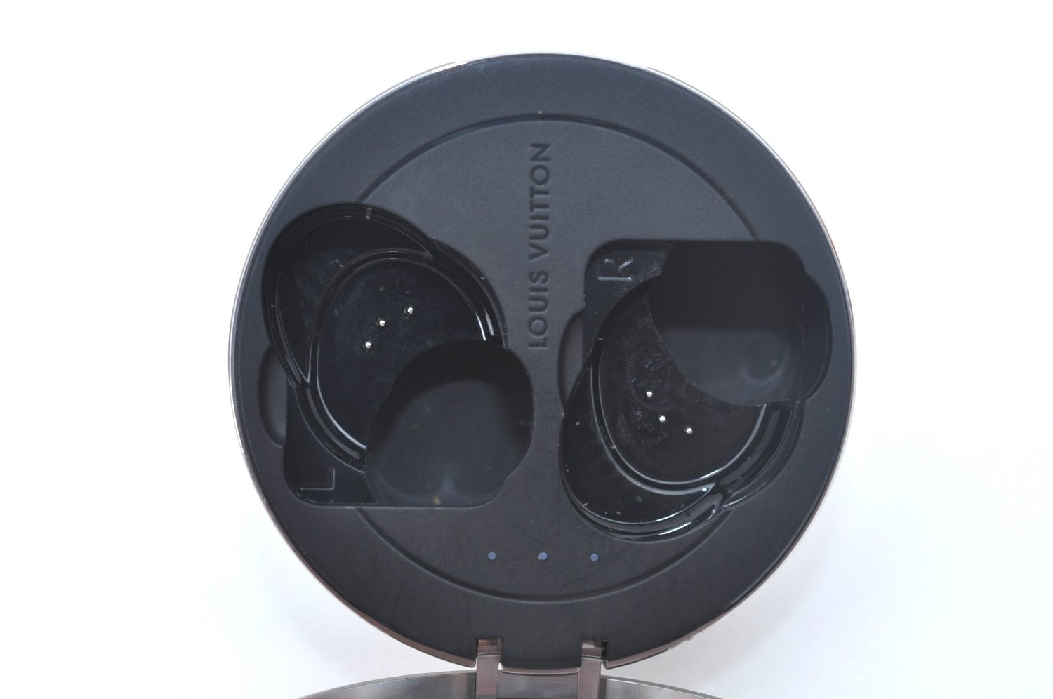 Authentic Louis Vuitton Horizon Earphones White QAB120 LV Box 7377I