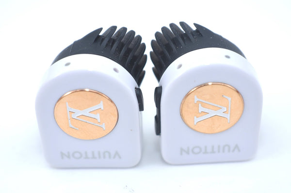 Authentic Louis Vuitton Horizon Earphones White QAB120 LV Box 7377I