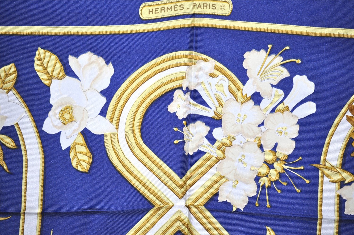 Authentic HERMES Carre 90 Scarf 