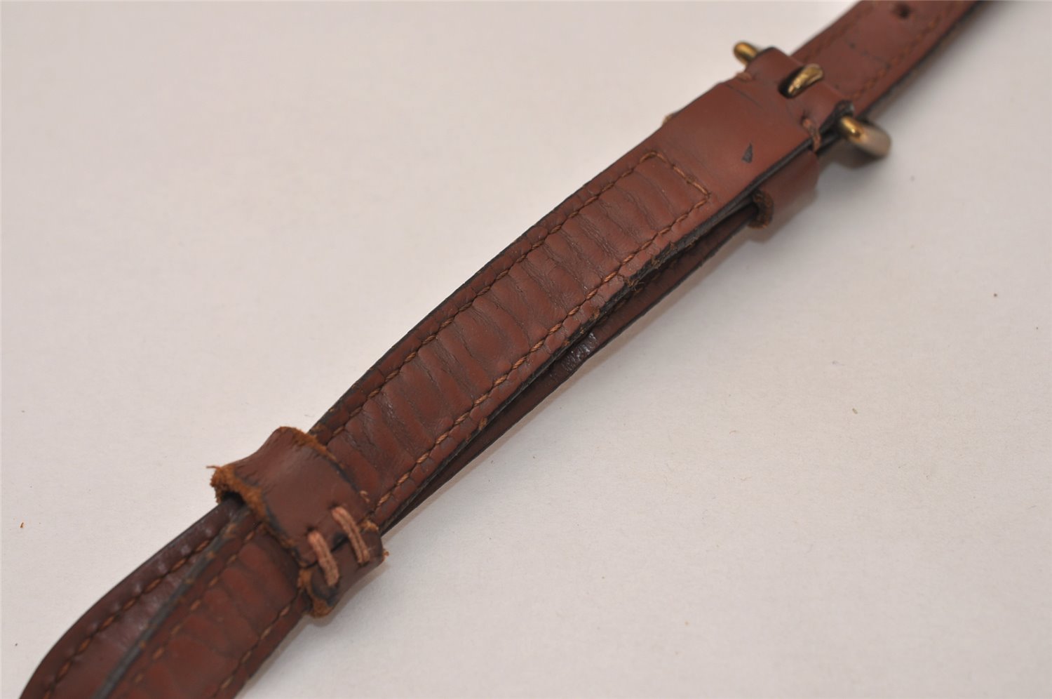 Authentic Louis Vuitton Leather Shoulder Strap Brown 40.6-47.6