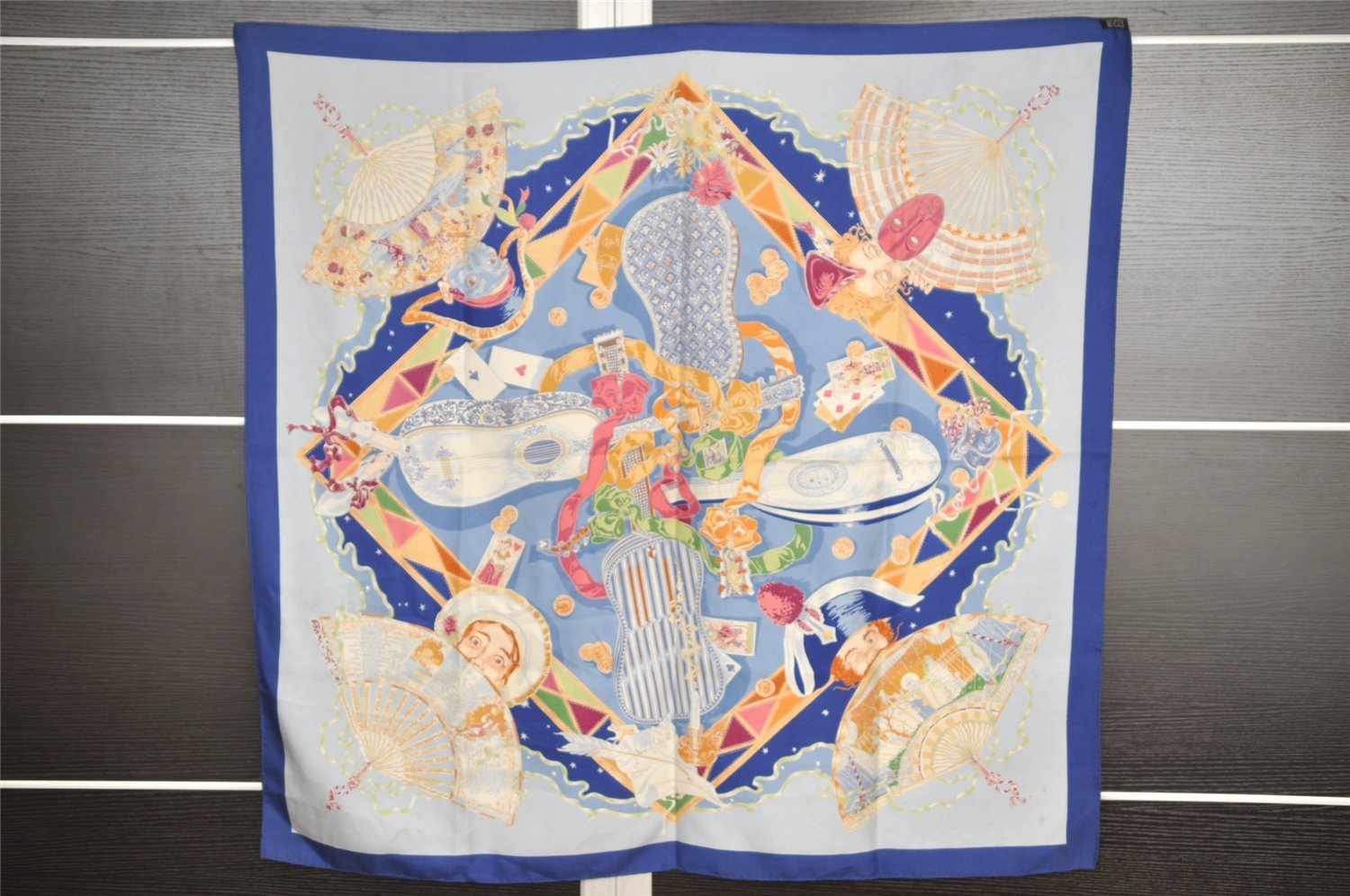 Authentic HERMES Carre 90 Scarf 