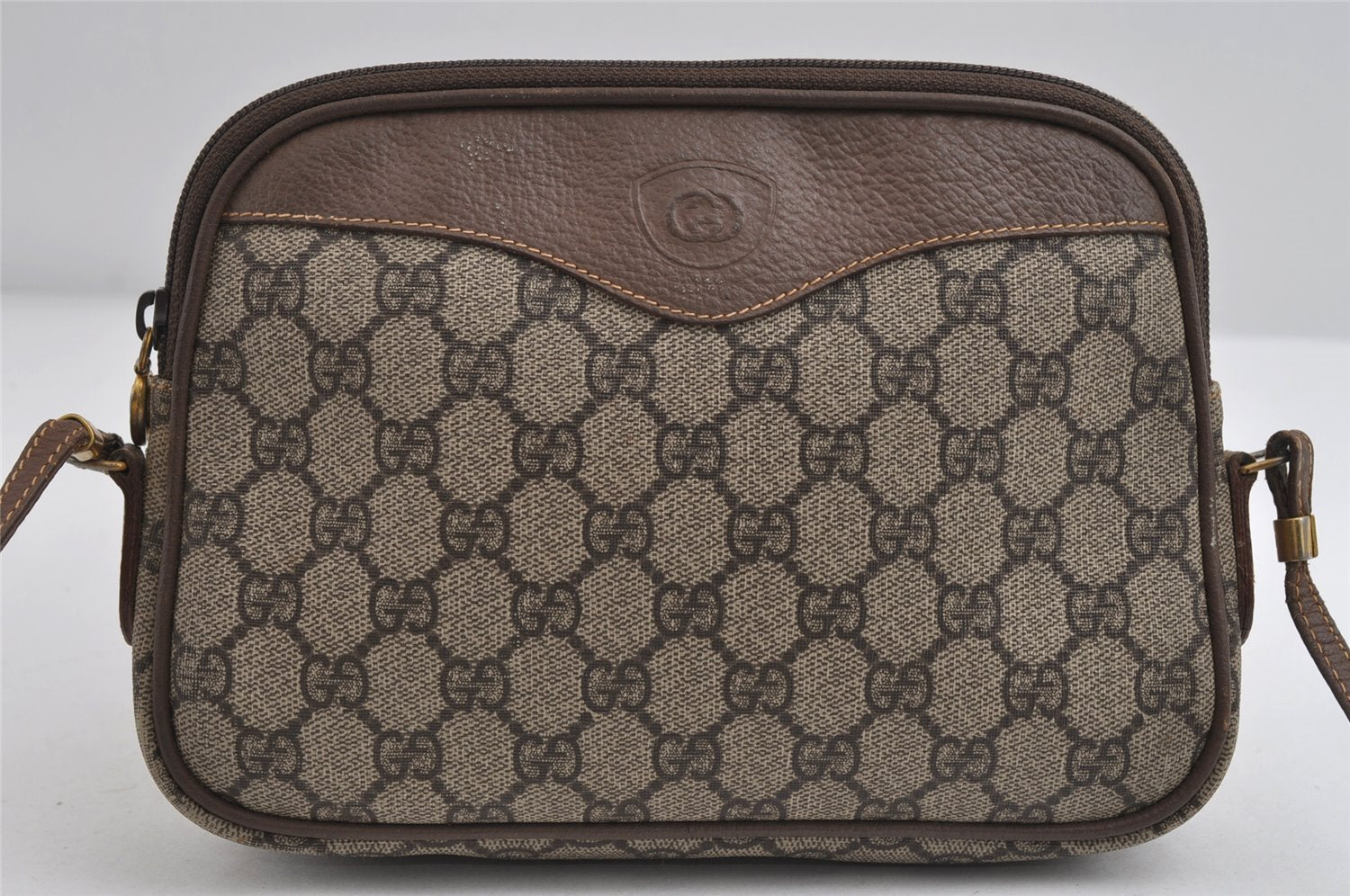 Authentic GUCCI Shoulder Cross Body Bag Purse GG PVC Leather Brown Junk 7390I