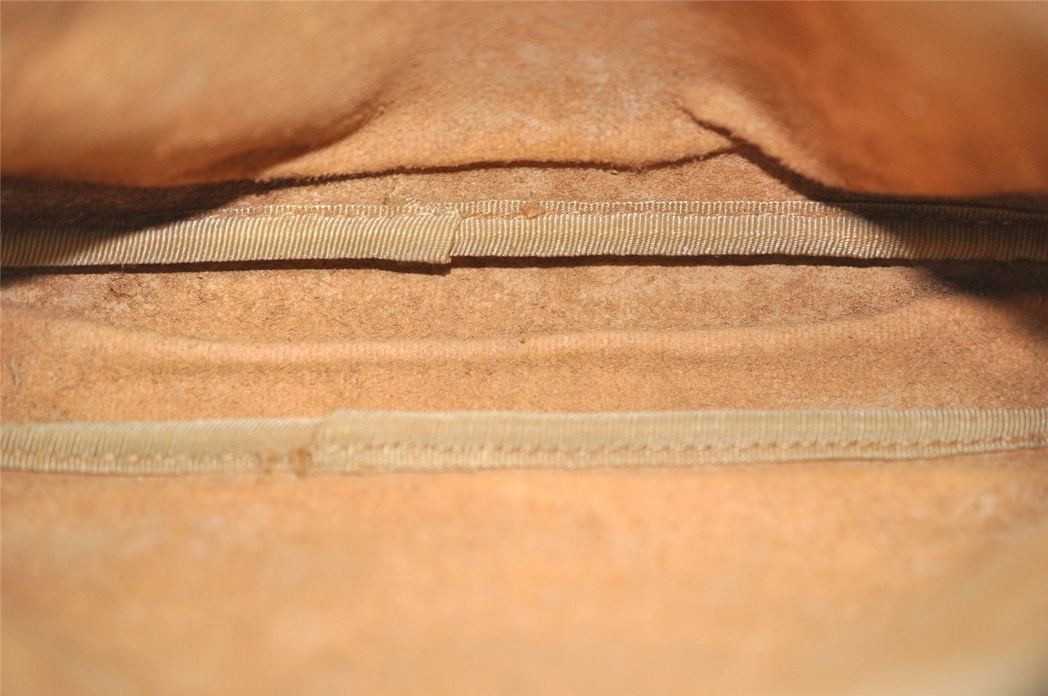 Authentic GUCCI Shoulder Cross Body Bag Purse GG PVC Leather Brown Junk 7390I