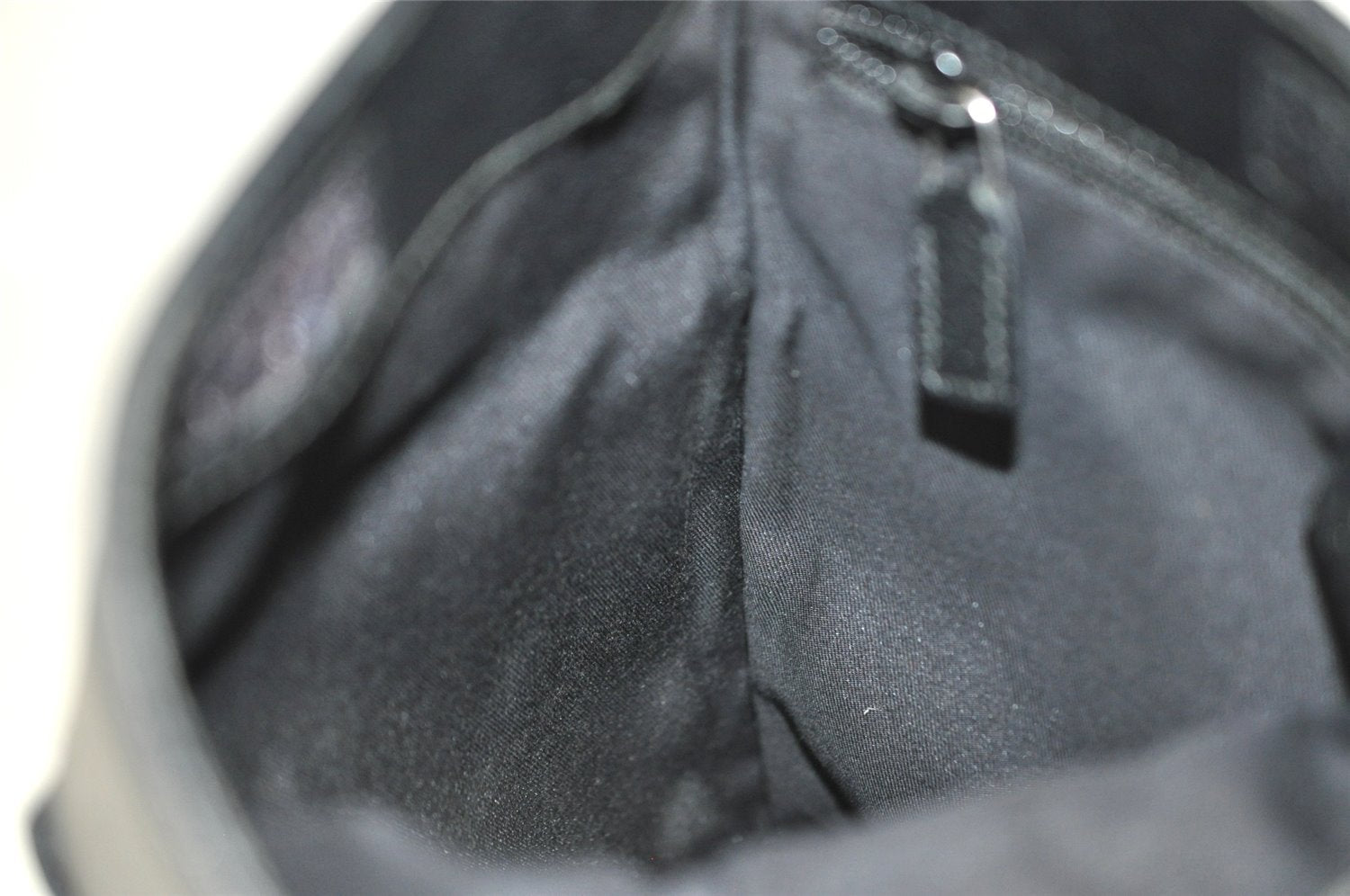 Authentic GUCCI Shoulder Cross Body Bag GG Canvas Leather 27639 Black 7392I