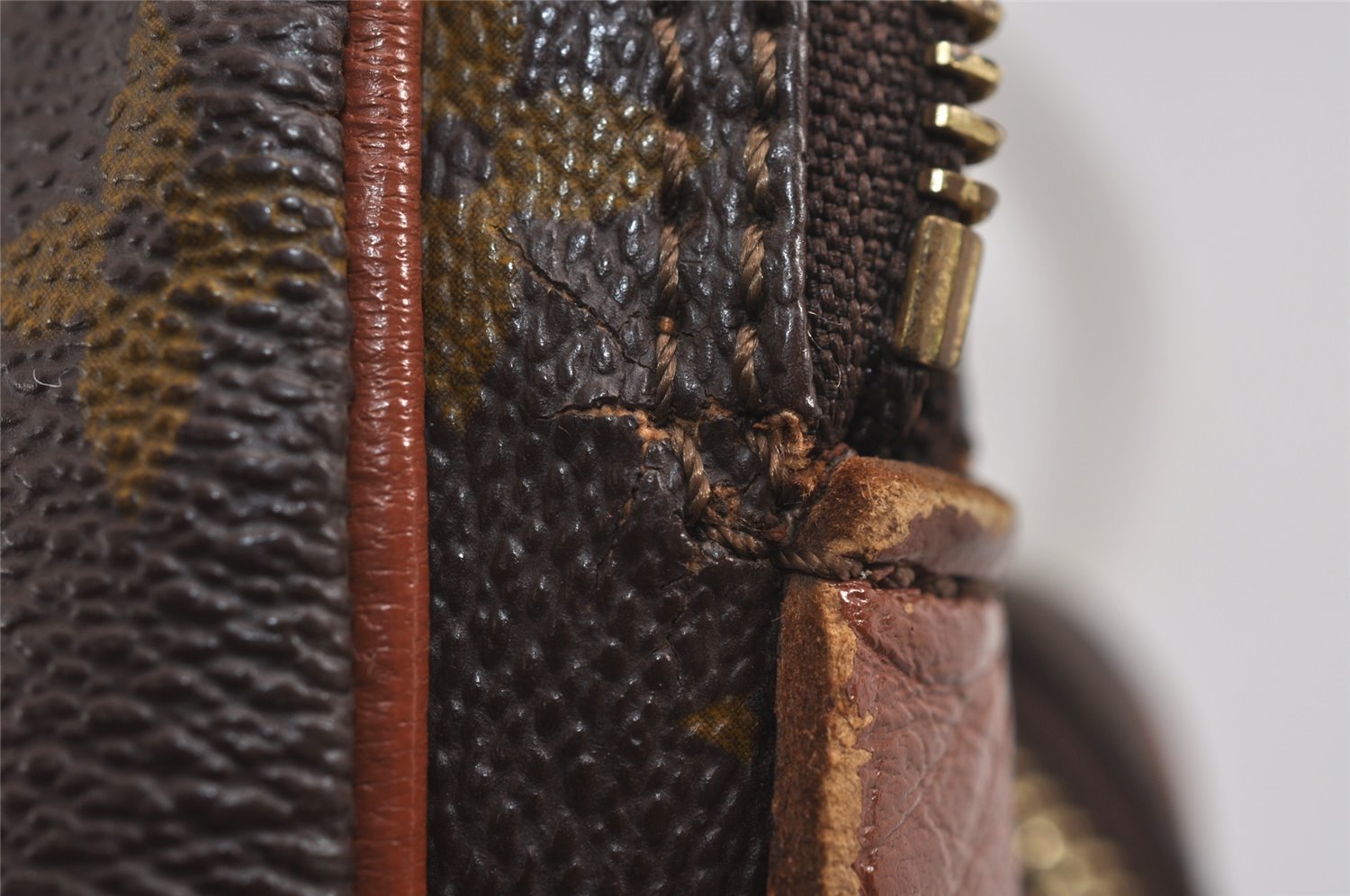 Authentic Louis Vuitton Monogram Amazone Shoulder Cross Bag Old Model Junk 7397J