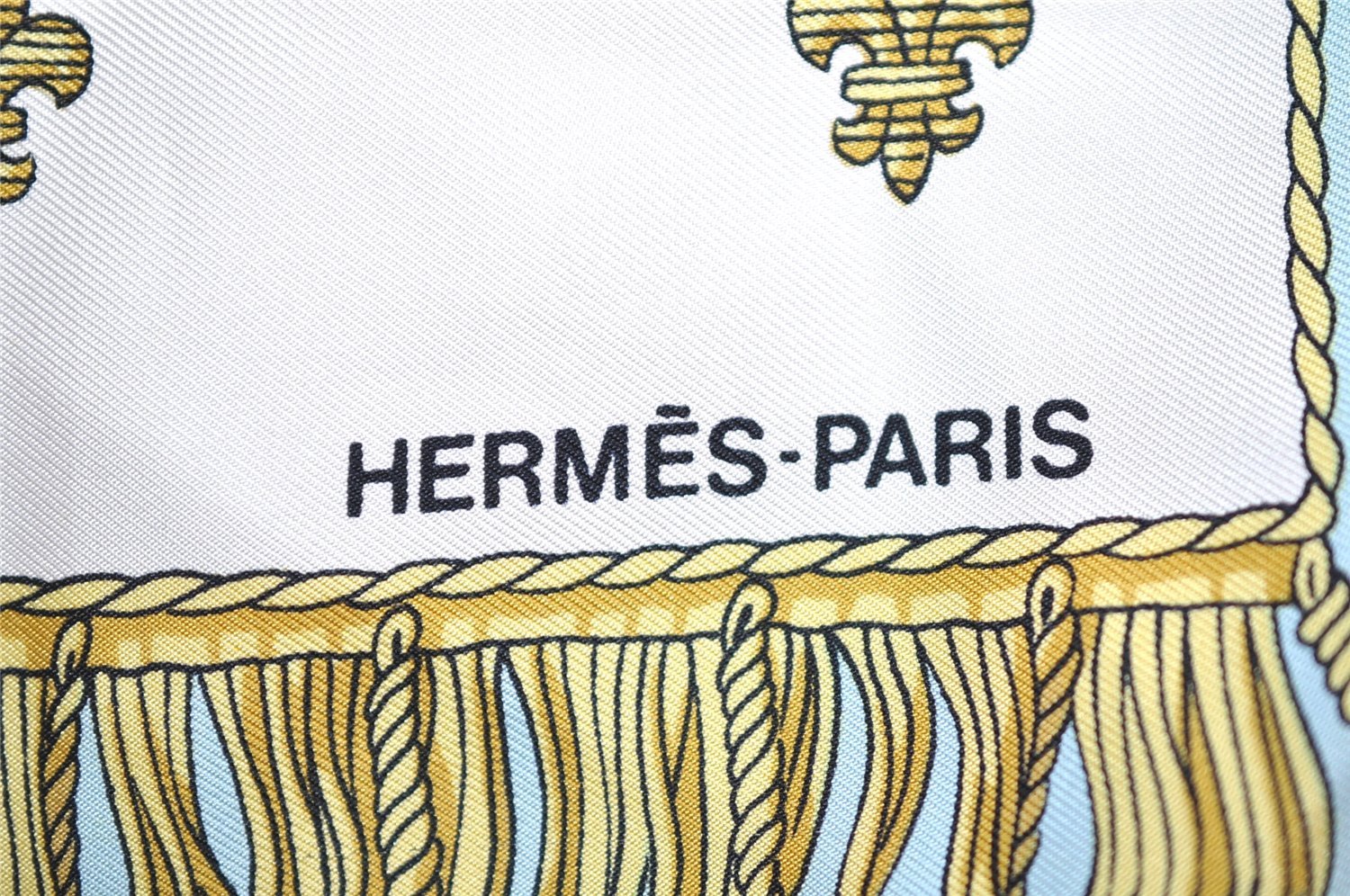 Authentic HERMES Carre 90 Scarf 