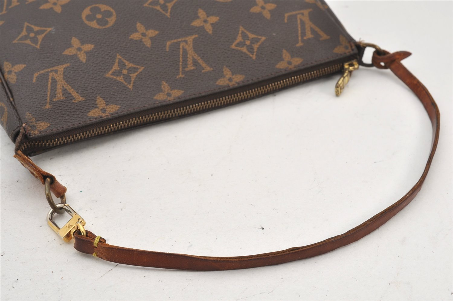 Authentic Louis Vuitton Monogram Pochette Accessoires Pouch M51980 LV 7410K