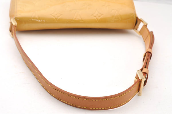 Auth Louis Vuitton Vernis Thompson Street Shoulder Bag Yellow M91008 LV 7419I