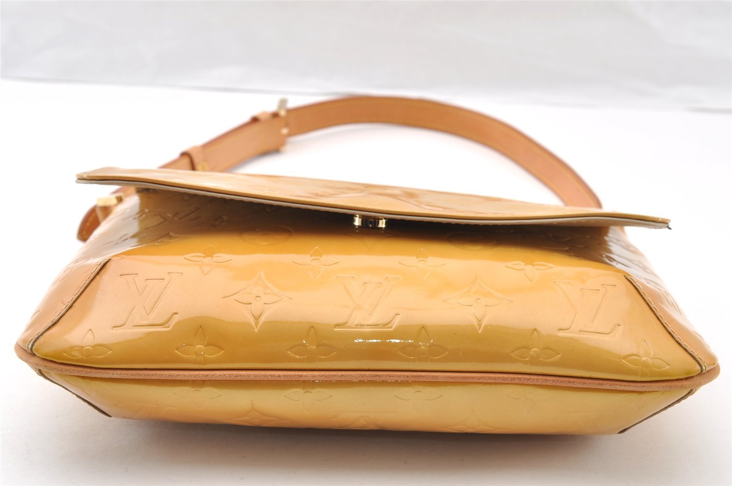Auth Louis Vuitton Vernis Thompson Street Shoulder Bag Yellow M91008 LV 7419I