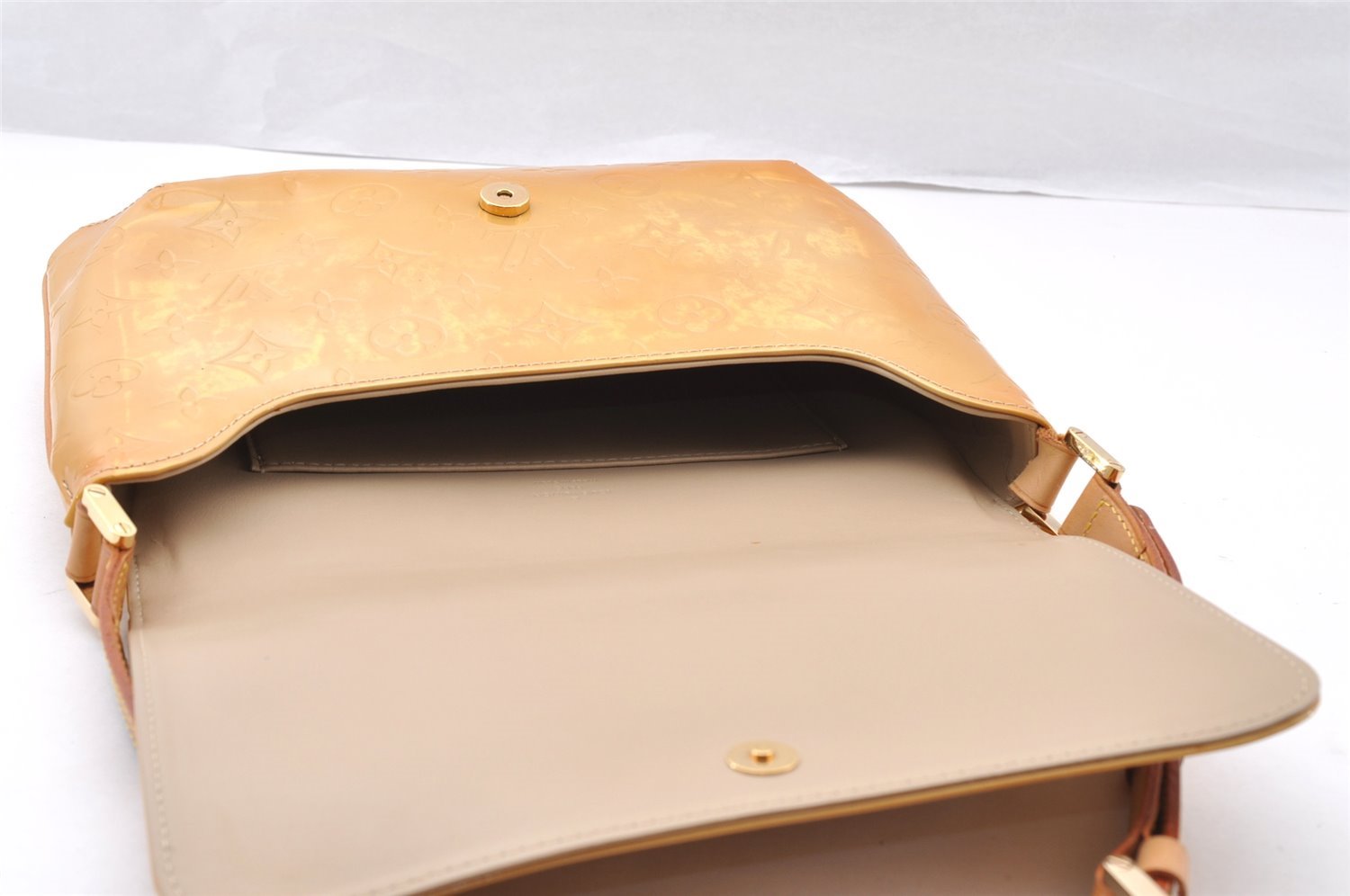 Auth Louis Vuitton Vernis Thompson Street Shoulder Bag Yellow M91008 LV 7419I