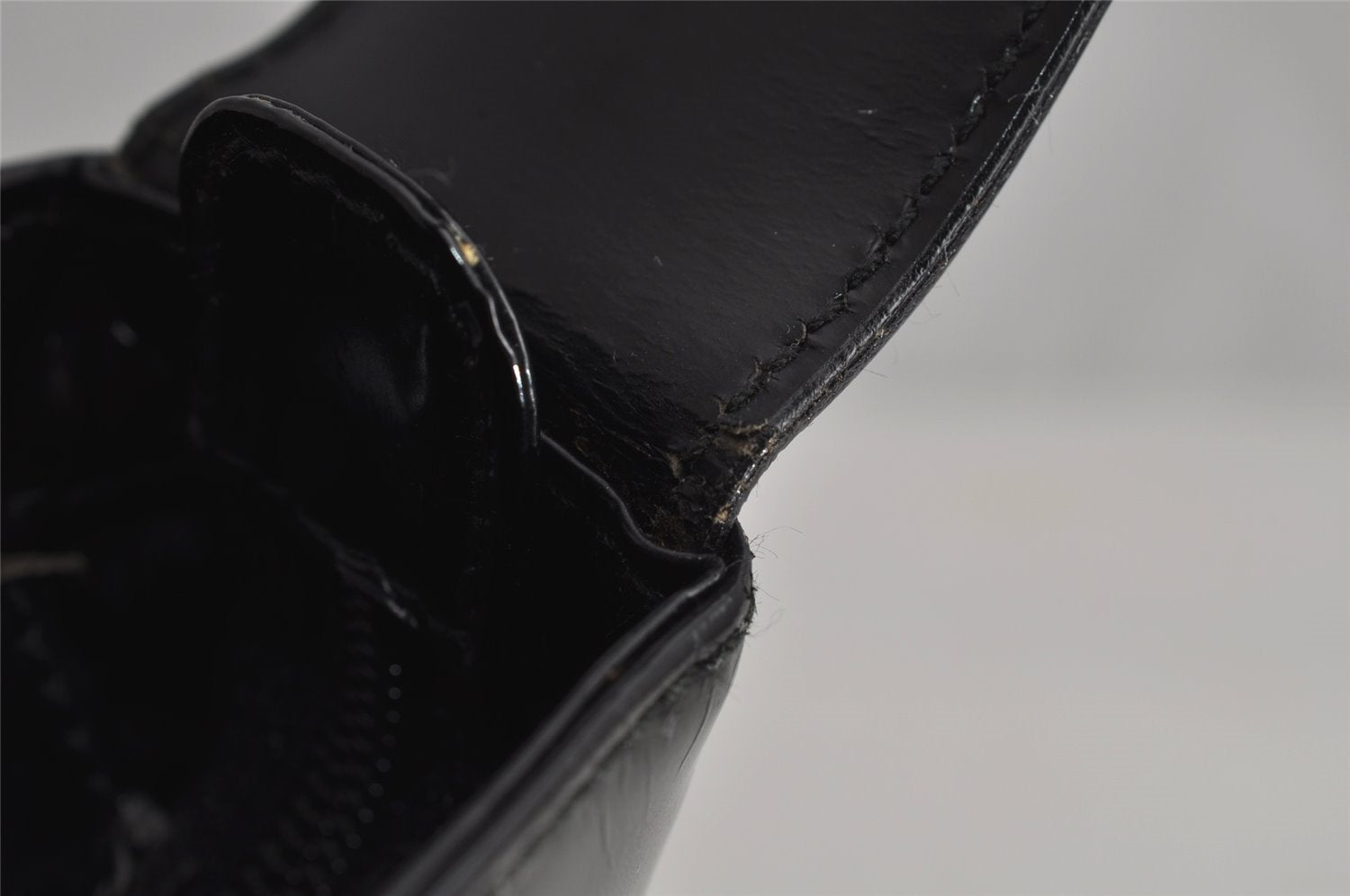 Authentic GUCCI Vintage Shoulder Hand Bag Purse Leather Black 7429I