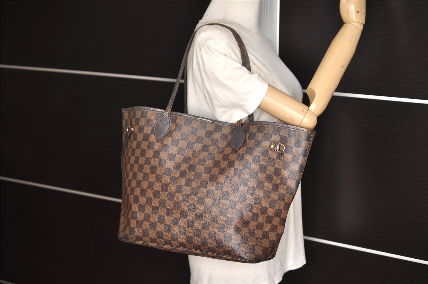 Authentic Louis Vuitton Damier Neverfull MM Shoulder Tote Bag N51105 LV 7431K