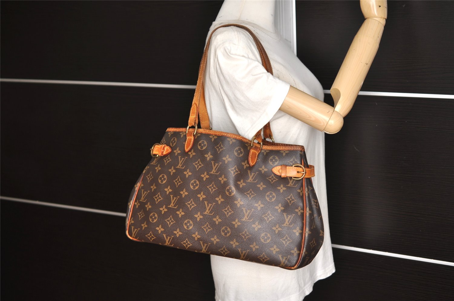 Authentic Louis Vuitton Monogram Batignolles Horizontal Tote Bag M51154 LV 7432K