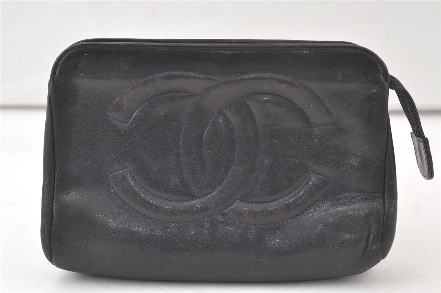 Authentic CHANEL Vintage Calf Skin Pouch Purse Black CC Logo Junk 7436K