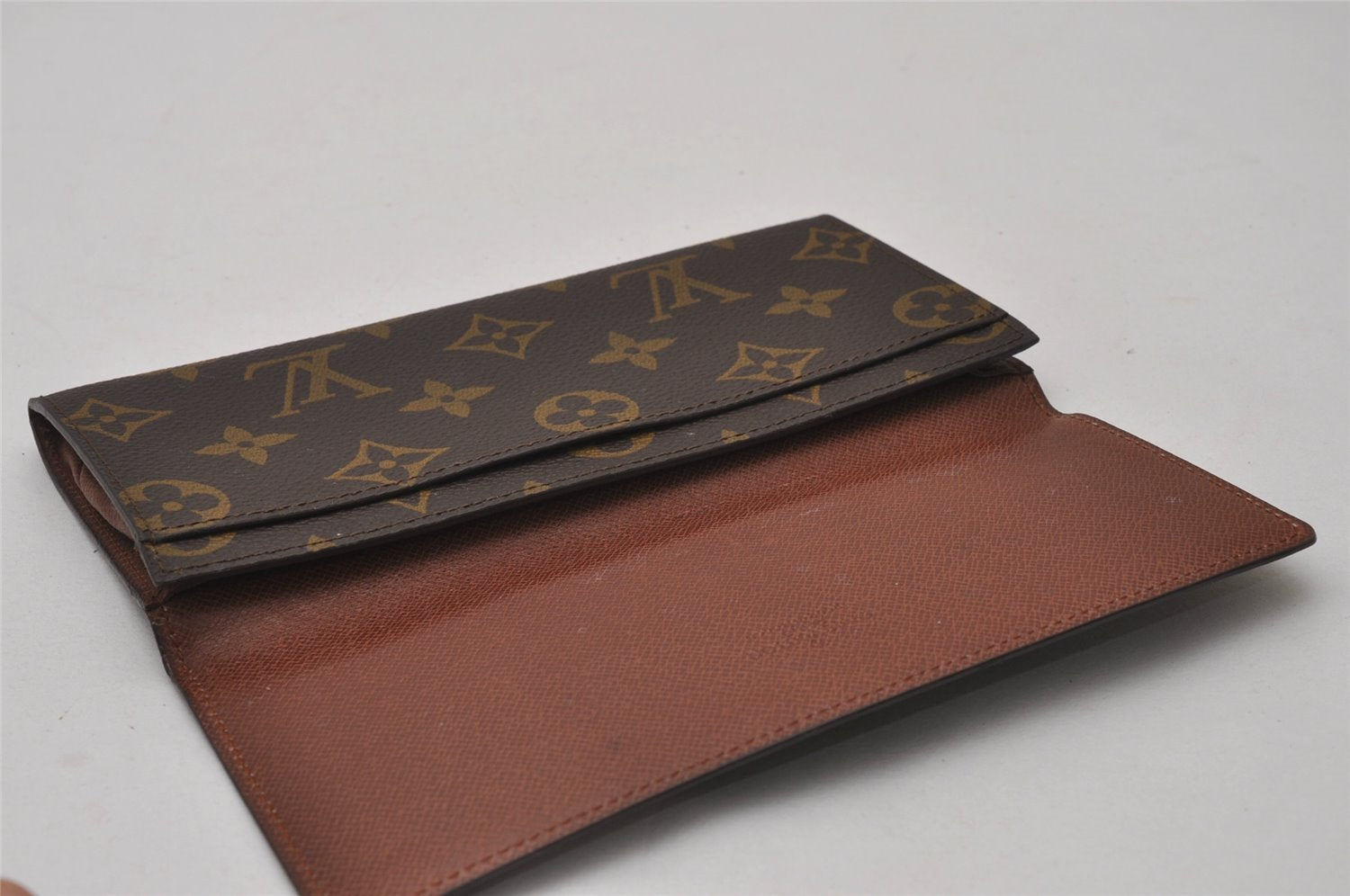 Authentic Louis Vuitton Monogram Porte Yen Long Wallet Purse M61820 LV 7437I