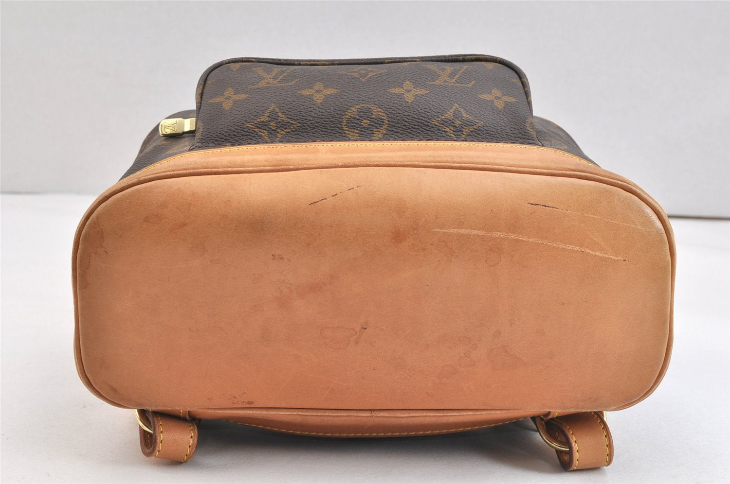 Authentic Louis Vuitton Monogram Montsouris MM Backpack M51136 LV 7437K