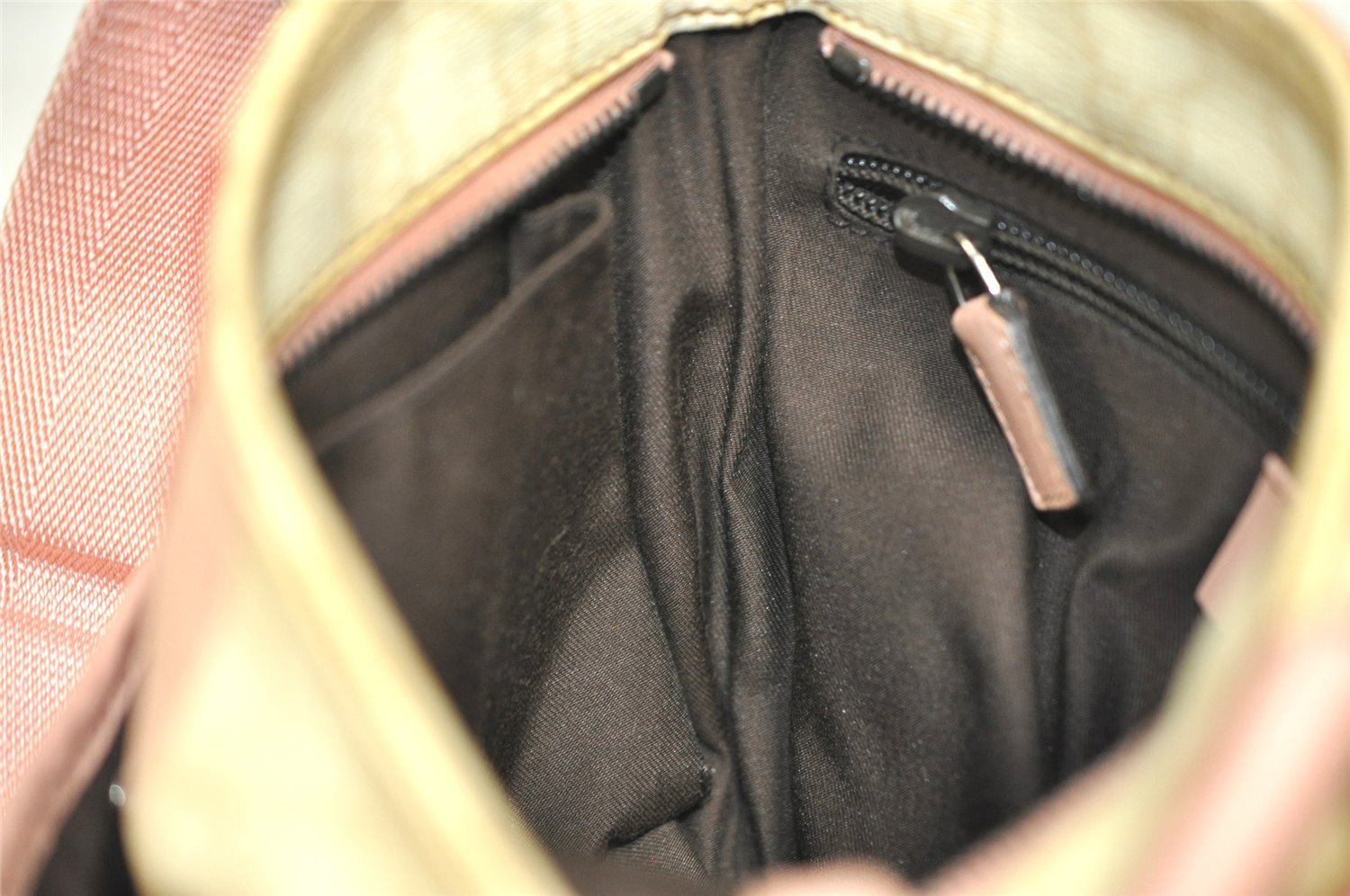 Authentic GUCCI Joy Line Shoulder Cross Bag GG PVC Leather 189817 White 7445I