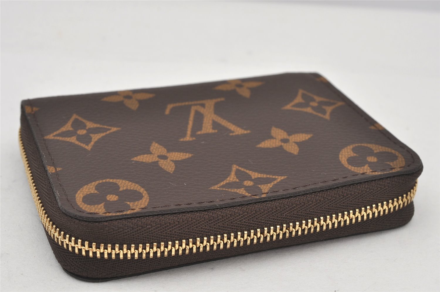 Authentic Louis Vuitton Monogram Zippy Coin Purse Case M60067 LV 7447K