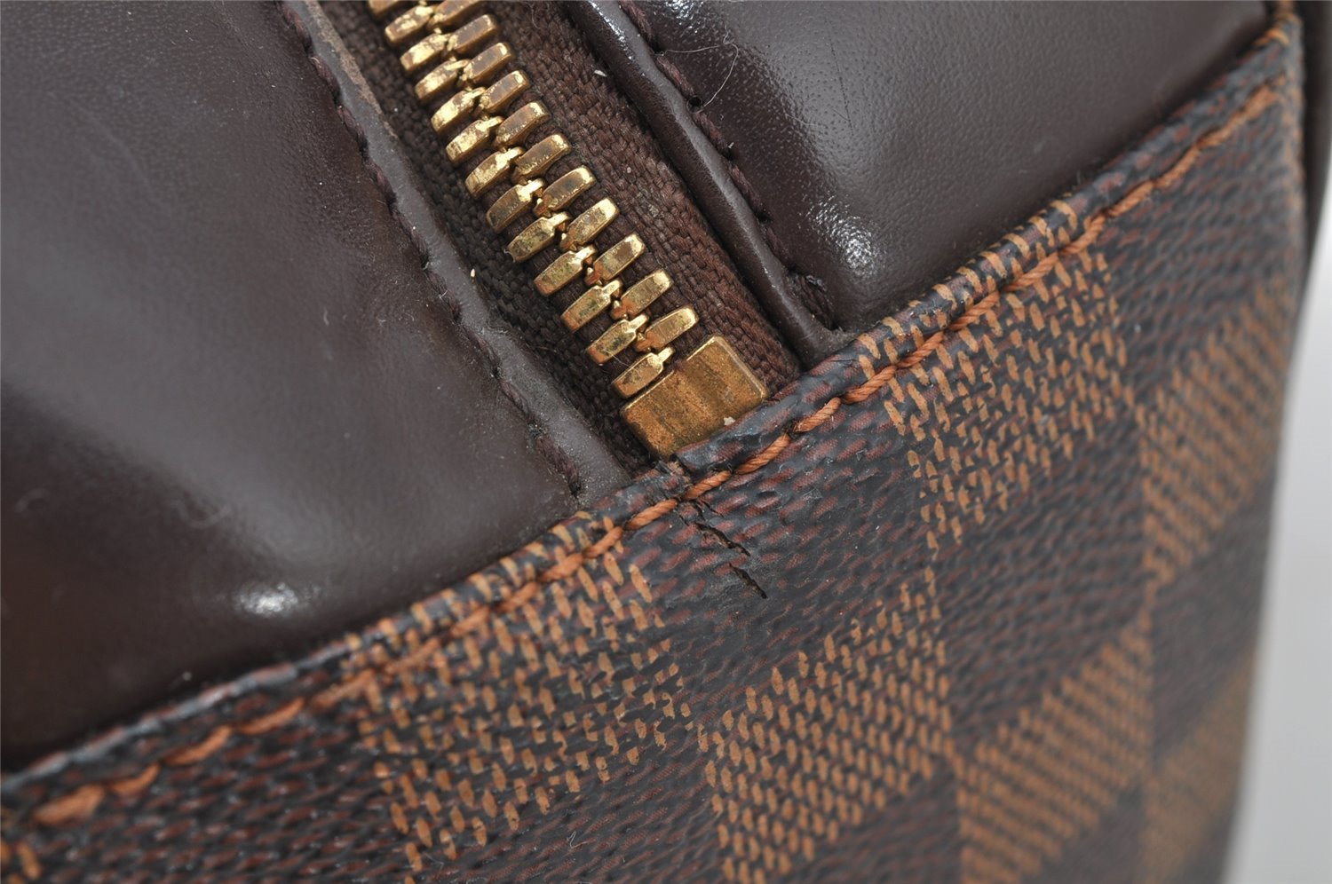 Authentic Louis Vuitton Damier Sarria Horizontal Hand Bag N51282 LV 7452I