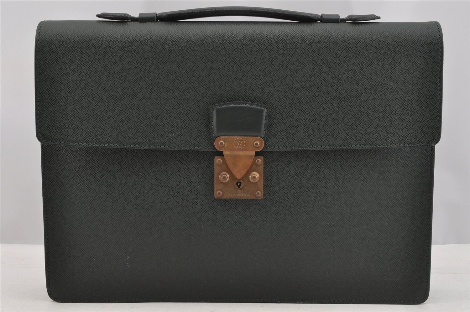 Authentic Louis Vuitton Taiga Serviette Kourad Briefcase Green M30074 LV 7453I