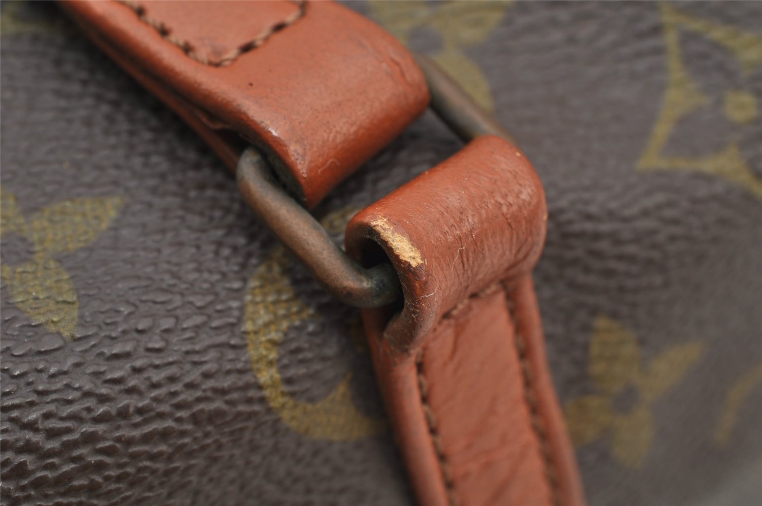 Authentic Louis Vuitton Monogram Papillon 30 Hand Bag Old Model LV 7462I