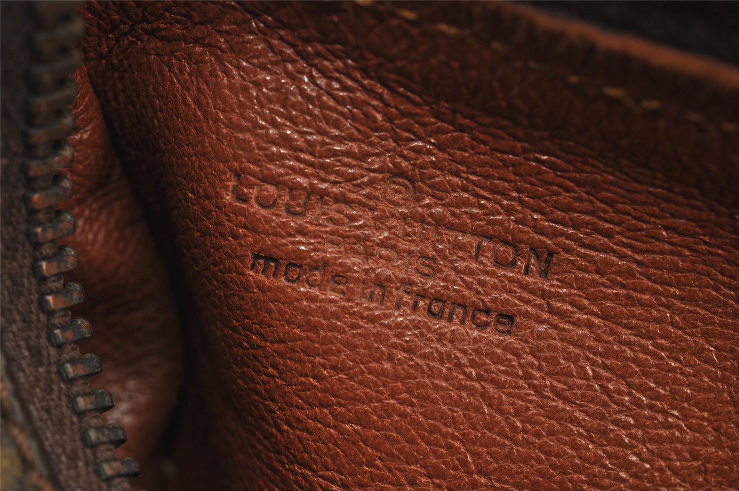 Authentic Louis Vuitton Monogram Papillon 30 Hand Bag Old Model LV 7462I