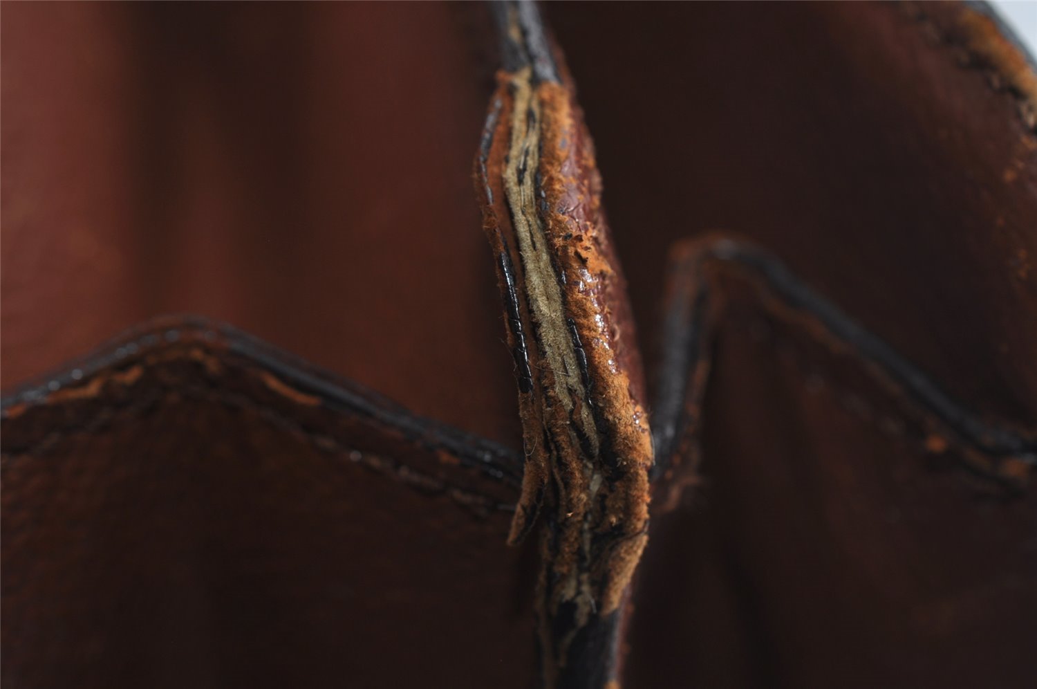 Authentic Louis Vuitton Monogram Sac Vendome Shoulder Cross Bag Old Model 7466I