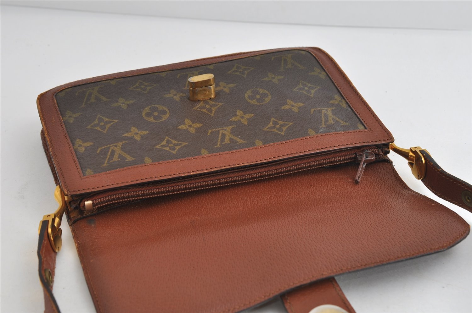 Authentic Louis Vuitton Monogram Sac Vendome Shoulder Cross Bag Old Model 7466I