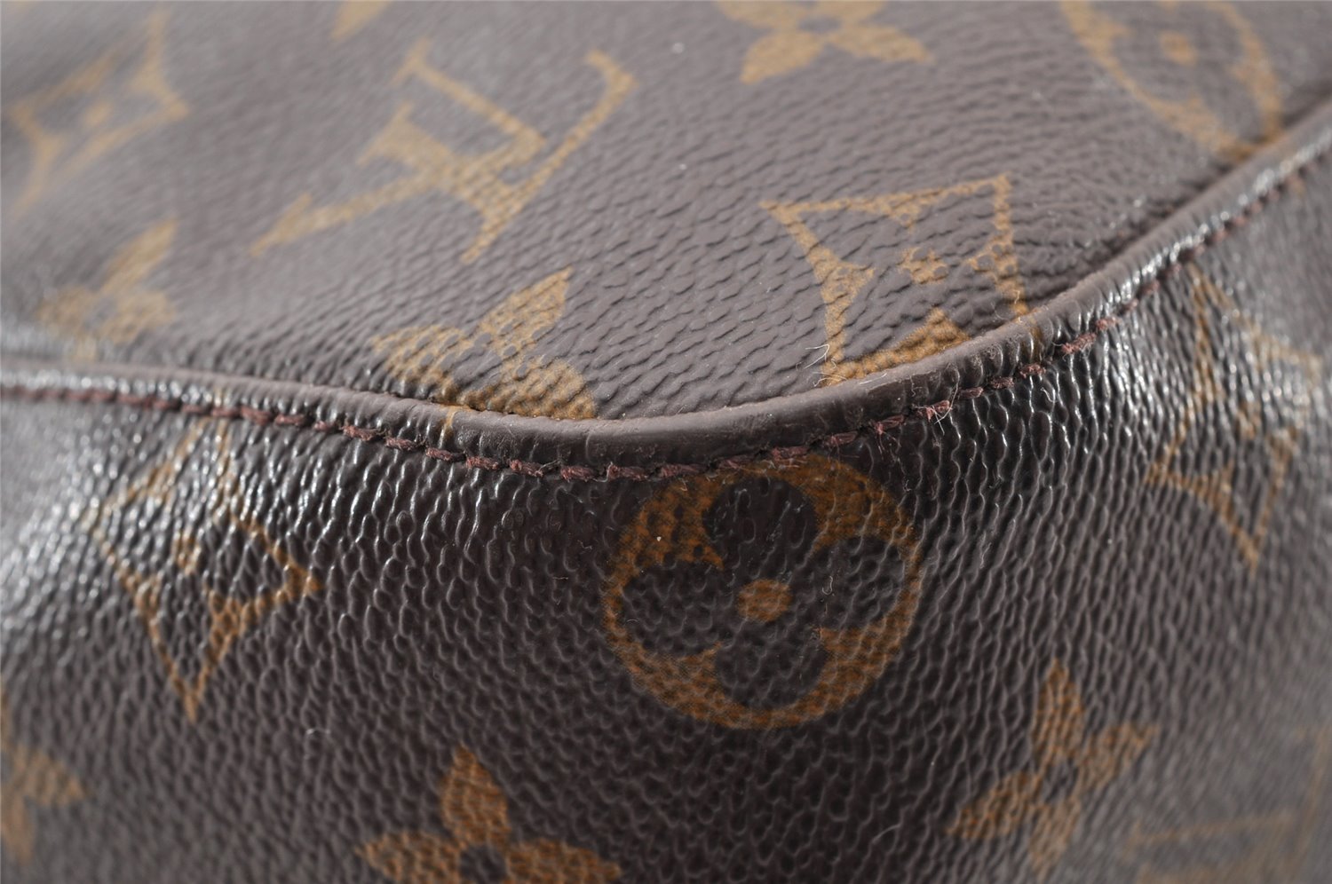 Authentic Louis Vuitton Monogram Looping GM Shoulder Bag M51145 LV 7467I