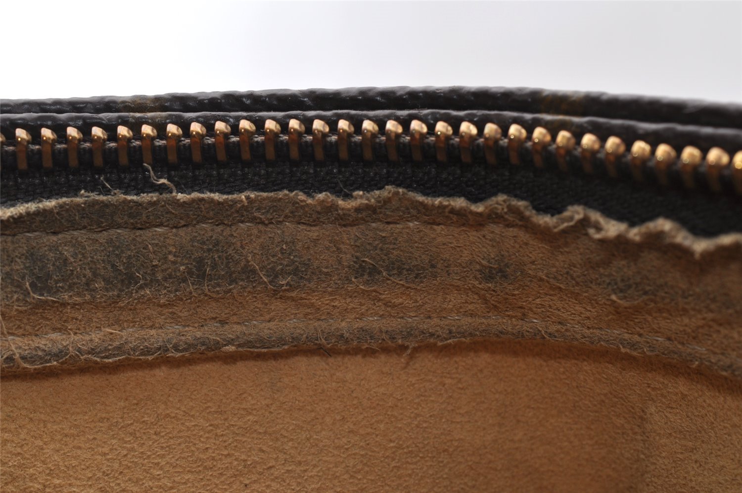 Authentic Louis Vuitton Monogram Looping GM Shoulder Bag M51145 LV 7467I