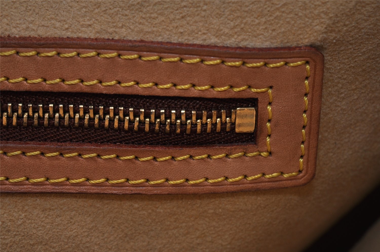 Authentic Louis Vuitton Monogram Looping GM Shoulder Bag M51145 LV 7467I