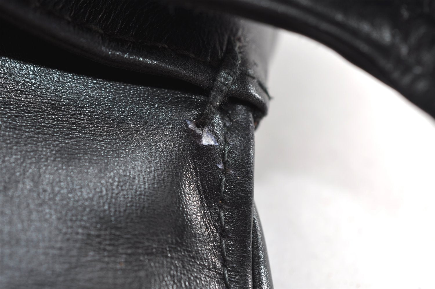 Authentic GUCCI Vintage Shoulder Bag Purse Leather Black 7471I