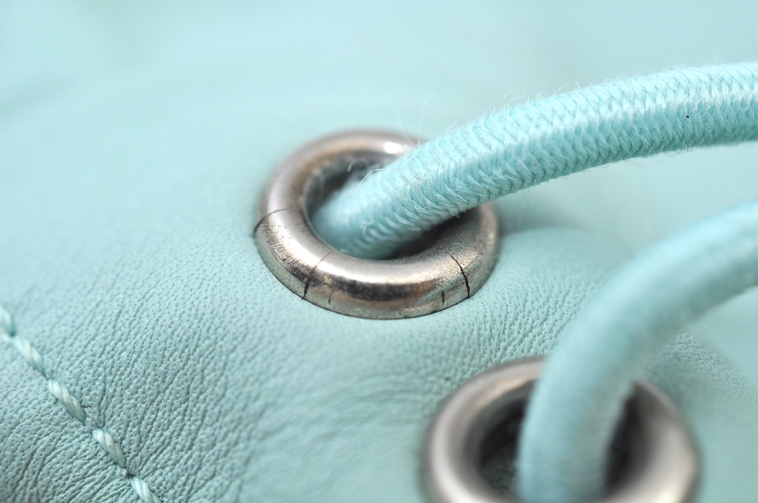 Authentic Salvatore Ferragamo Shoulder Drawstring Bag Leather Light Blue 7474I