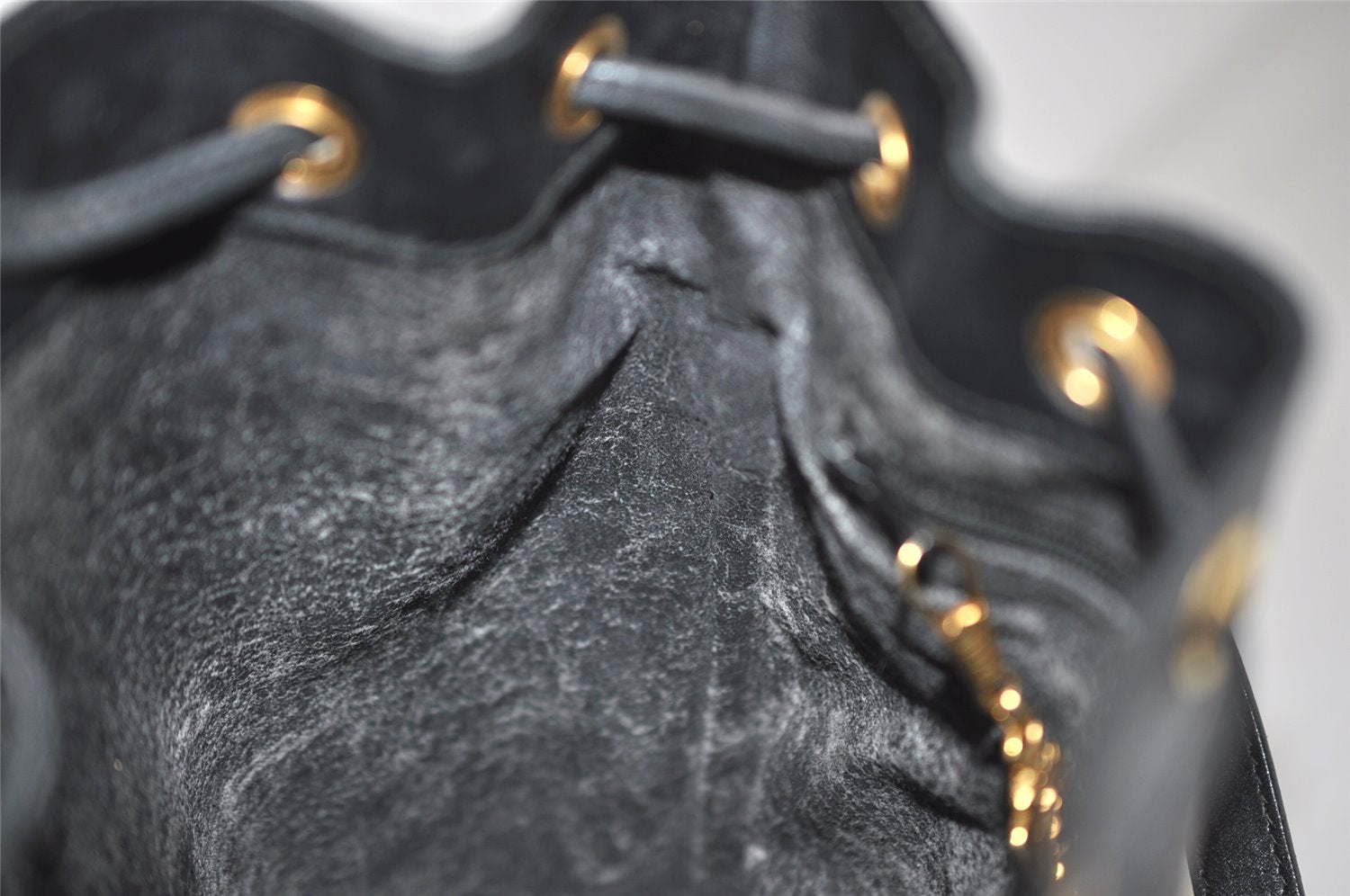 Authentic GUCCI Micro GG PVC Leather Shoulder Drawstring Bag Black Junk 7476J