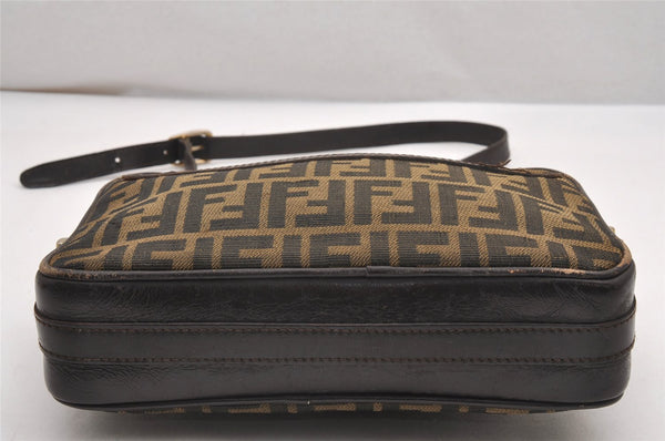 Authentic FENDI Zucca Shoulder Cross Body Bag Purse Canvas Leather Brown 7484I