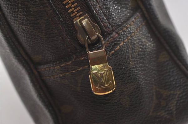 Auth Louis Vuitton Monogram Trousse Toilette 28 Clutch Hand Bag M47522 LV 7486I