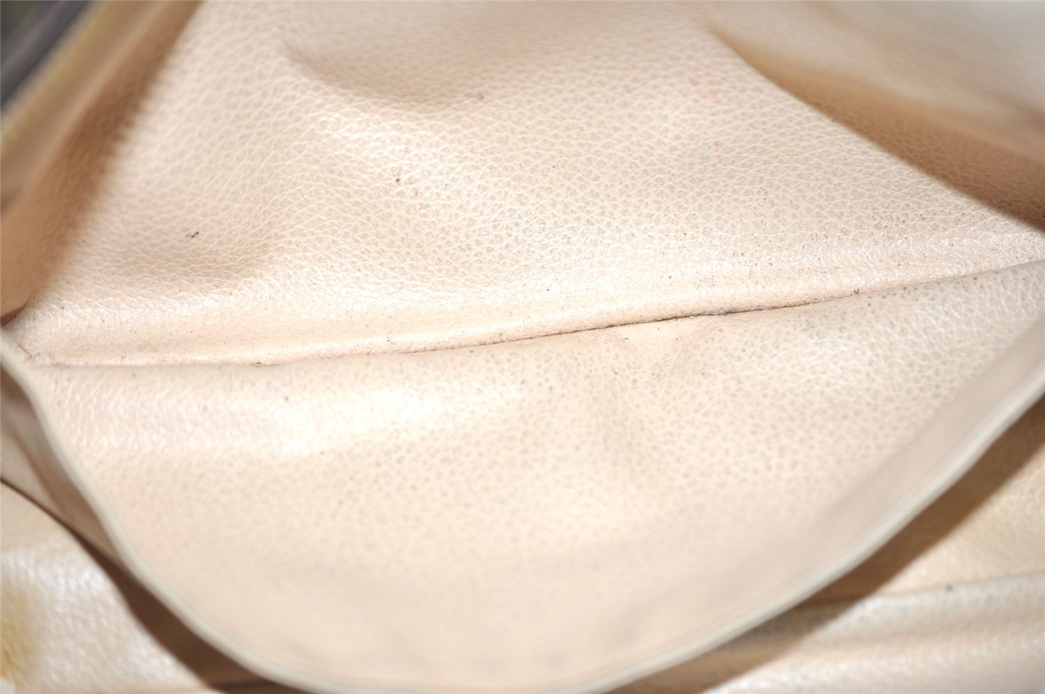 Auth Louis Vuitton Monogram Trousse Toilette 28 Clutch Hand Bag M47522 LV 7486I