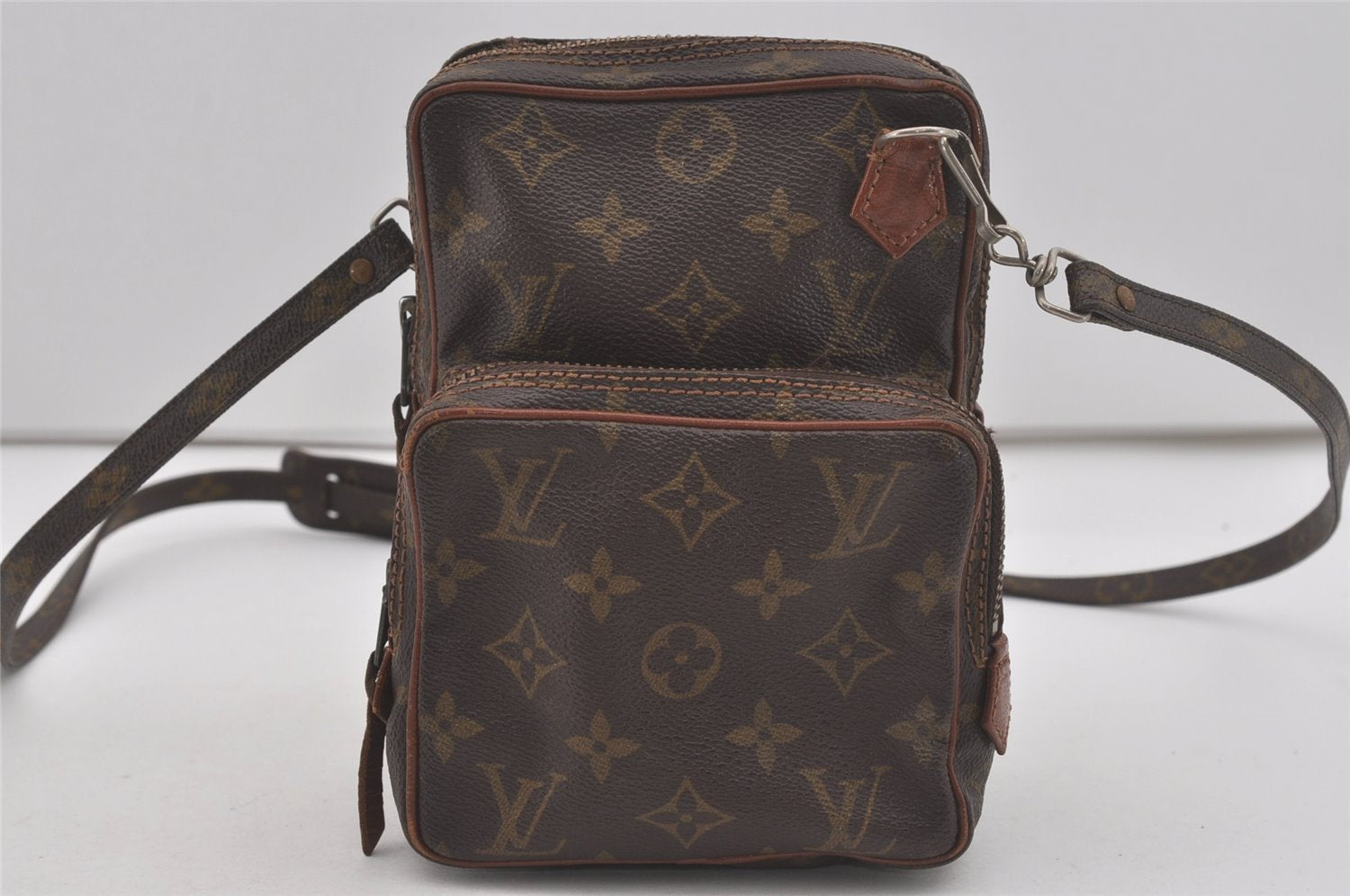 Authentic Louis Vuitton Monogram Amazone Shoulder Cross Bag Old Model Junk 7489I